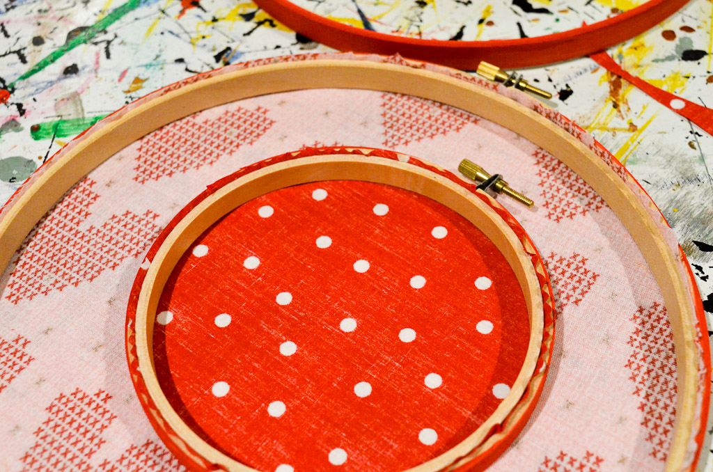 Easy Valentine's Day Fabric Hoop Art