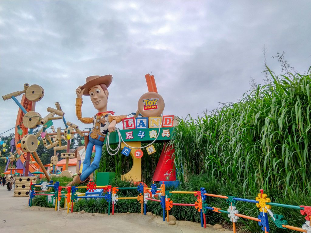 Everything You Need to Know about Hong Kong Disneyland